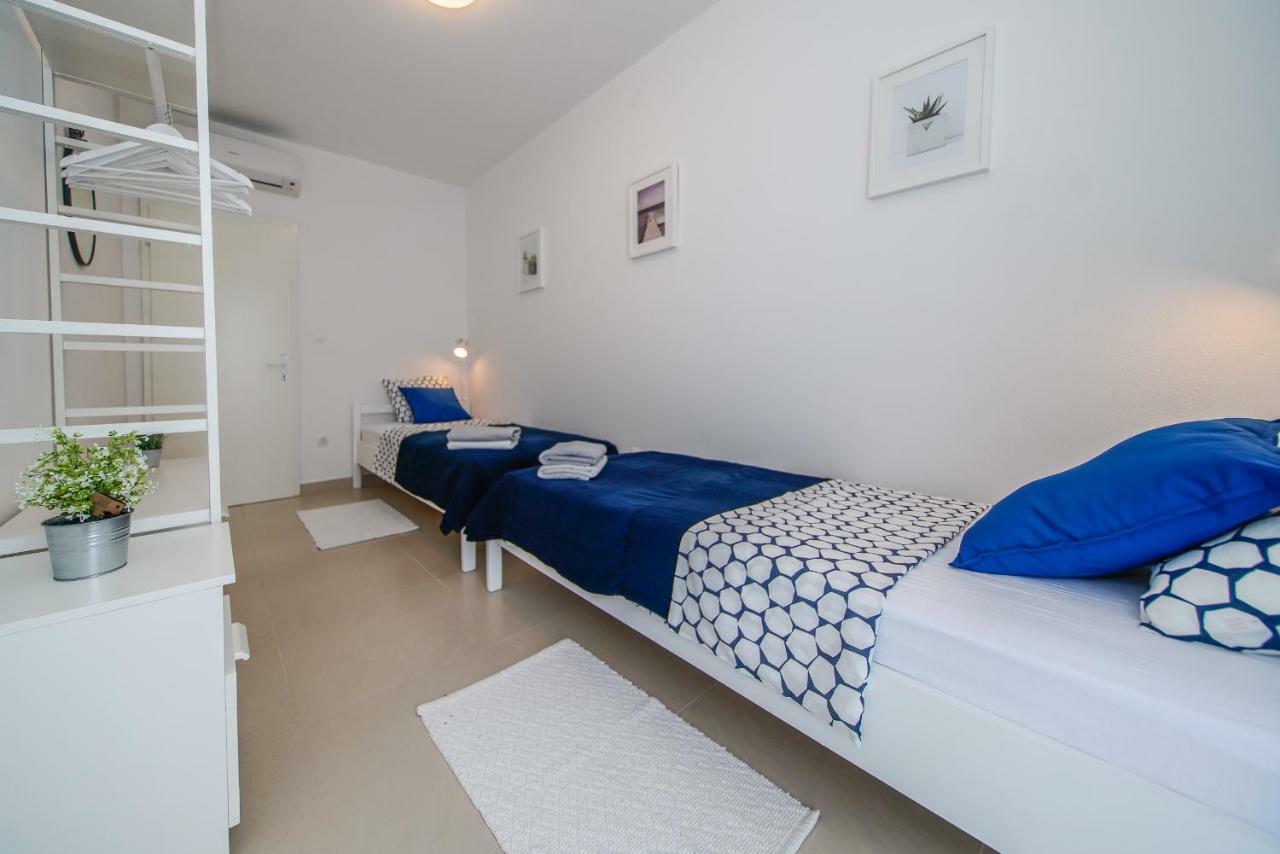 Guesthouse Klara Duba Stonska ภายนอก รูปภาพ