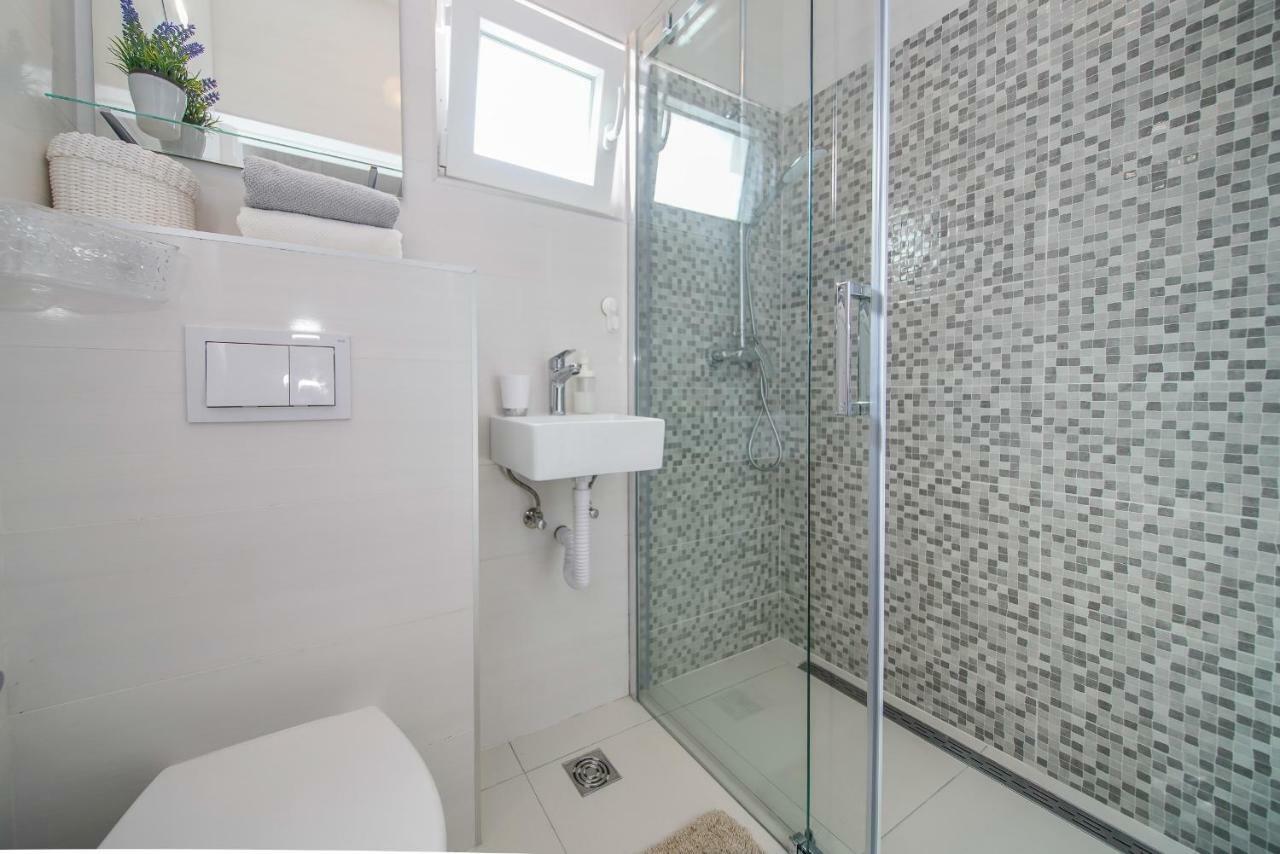 Guesthouse Klara Duba Stonska ภายนอก รูปภาพ